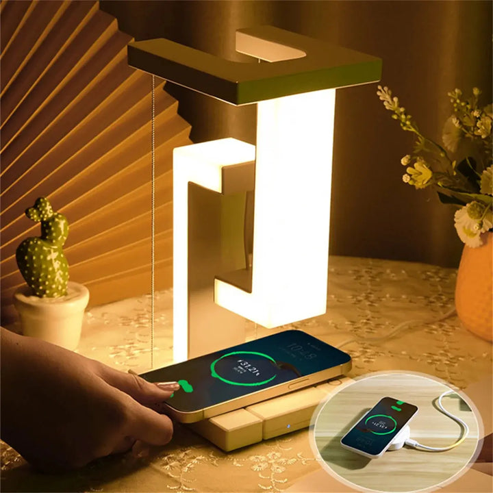 Floating Desk Lamp – Wireless Charger & USB Dock for iPhone italiatechs